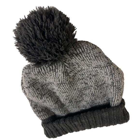 Grey Puff Ball Winter Snow Beanie - Picture 7 of 7